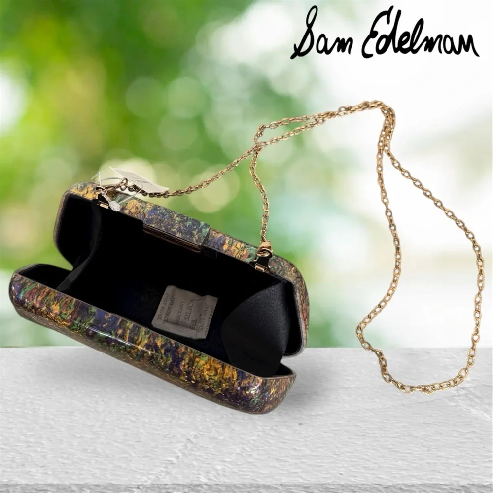 Circus by Sam Edelman Women’s Clutch with Gold Tone Chain Strap - Picture 4 of 13